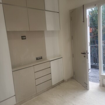 3 BHK Builder Floor For Sale in Anand Vihar