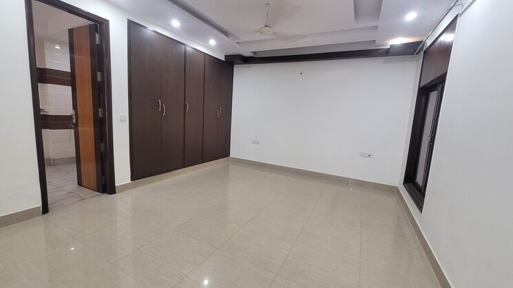 Bedroom, vivek vihar phase 1 4 Bedroom 2700 Sq.Ft. Builder Floor In Vivek Vihar Phase 1 Delhi 8020176