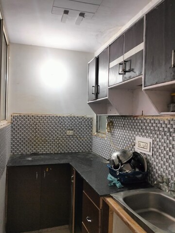 Master Bedroom in 2 BHK Builder Floor at Uttam Nagar – for Sale