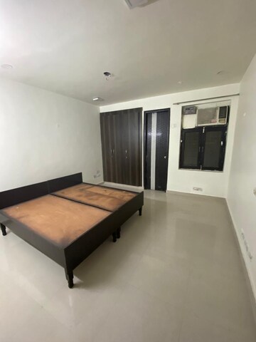 Room in 2 BHK Builder Floor at Sector 100 – for Rent