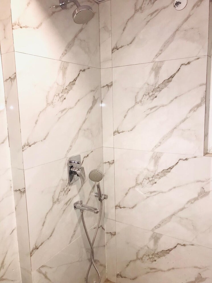 Bathroom, amrapali-centurian-park 2.5 Bedroom 1185 Sq.Ft. Apartment In Tech Zone 4 Greater Noida Greater Noida 8020213