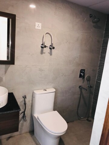 Bathroom in 3.5 BHK Apartment at Amrapali Centurian Park, Tech Zone 4 Greater Noida – for Sale