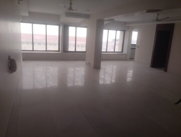  2 BHK Apartment at A1 Apartment, Malabar Hill – for Sale