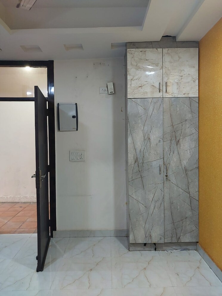 Room, chithara 2 Bedroom 80 Sq.Yd. Villa In Chithara Greater Noida 8020252