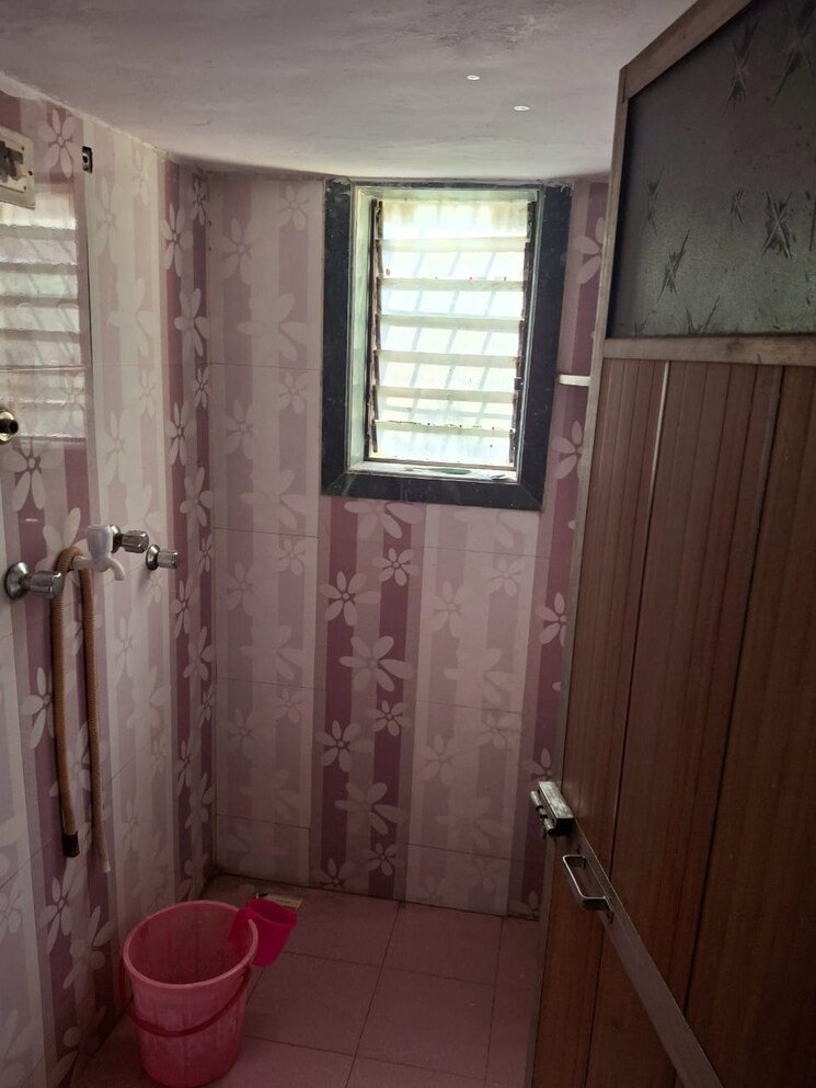 Bathroom, murbad road 1 Bedroom 550 Sq.Ft. Apartment In Murbad Road Thane 8020352