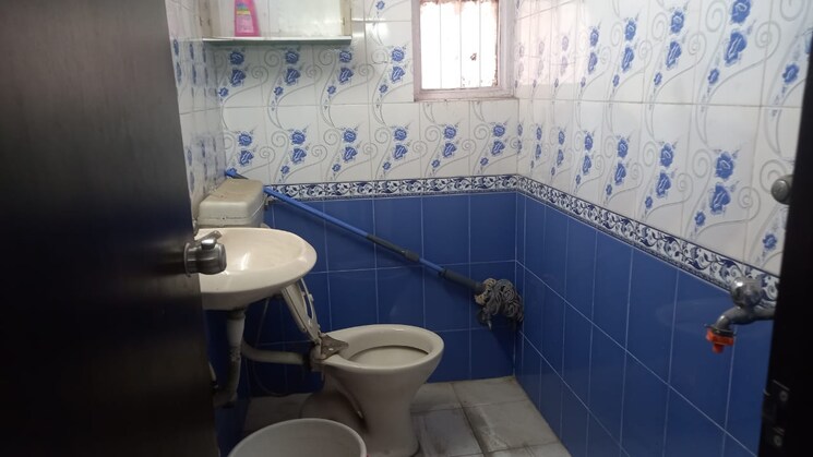 Attached Bathroom, ip extension 2 Bedroom 1000 Sq.Ft. Apartment In Ip Extension Delhi 8020329