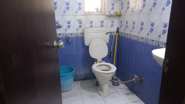 Bathroom, ip extension 2 Bedroom 1000 Sq.Ft. Apartment In Ip Extension Delhi 8020329