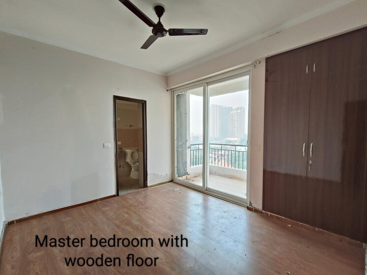 Room, shastri nagar 3 Bedroom 1525 Sq.Ft. Apartment In Shastri Nagar Ghaziabad 8020374