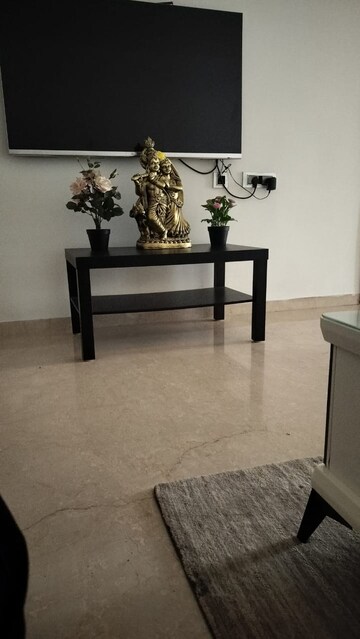 Room in 3 BHK Apartment at Jayabheri The Summit, Narsingi – for Rent