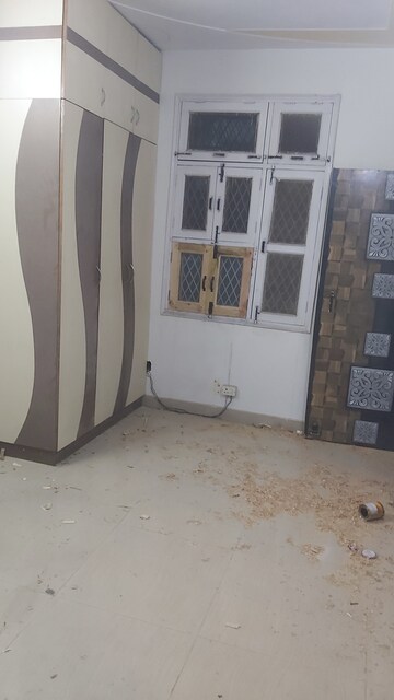 Balcony in 1.5 BHK Builder Floor at Mayur Vihar – for Rent