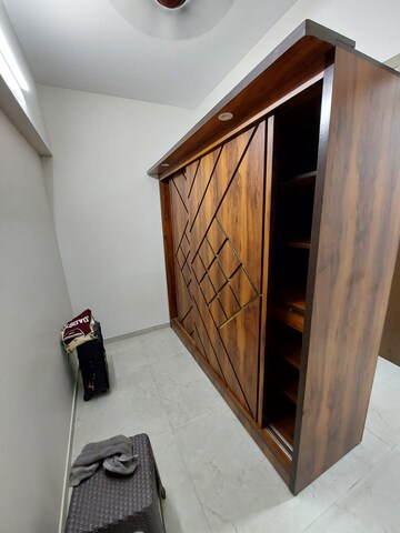 Furnished Amenities in 3 BHK Apartment at Dosti West County, Balkum Pada – for Rent