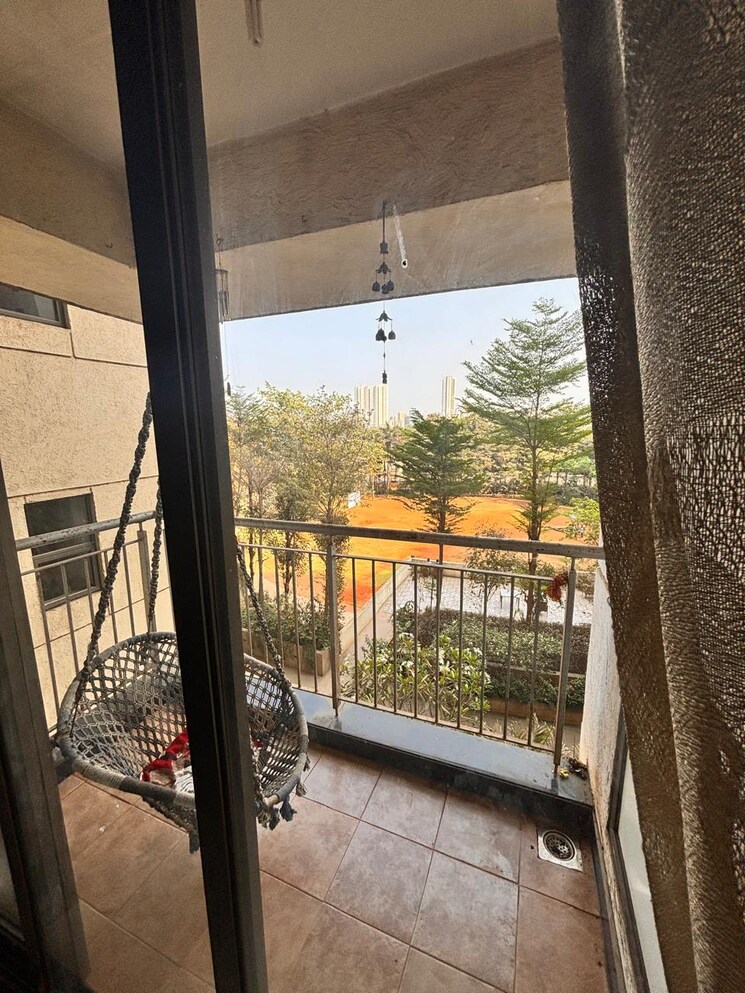 Balcony, lodha-splendora-phase-ii 2 Bedroom 750 Sq.Ft. Apartment In Ghodbunder Road Thane 8020445