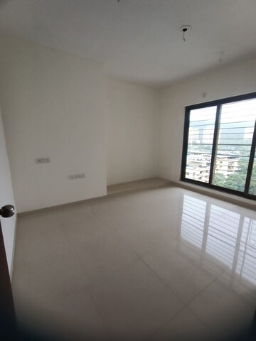 Room in 2 BHK Apartment at Acme Ozone, Manpada – for Rent