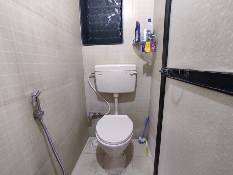 Bathroom, veena-chs 1 Bedroom 430 Sq.Ft. Apartment In Vasant Vihar Thane 8020490