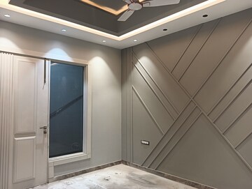Building Lobby in 2 BHK Apartment at GDA Koyal Enclave, Gagan Vihar – for Rent