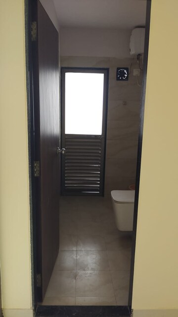 Room in 3 BHK Apartment at Dev Ashoka Apartment, Vartak Nagar – for Rent