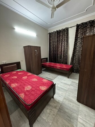 Pg For Boys & Girls in Sector 70 Mohali  8020580