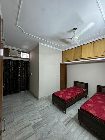 Pg For Boys & Girls in Sector 70 Mohali  8020580