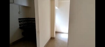 Room in 1 BHK Apartment at Mhada Building Parel, Parel – for Rent