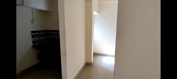 Room, mhada-building-parel 1 Bedroom 250 Sq.Ft. Apartment In Parel Mumbai 8020586