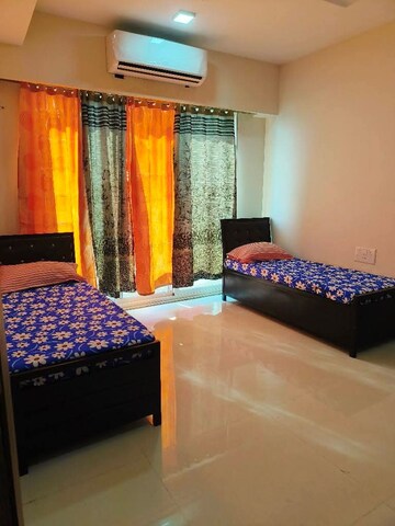 Room in  Pg at New Madha Colony – for Rent