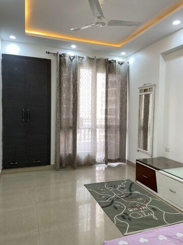 Living Room in 3 BHK Apartment at Elite Golf Green, Sector 79 – for Rent