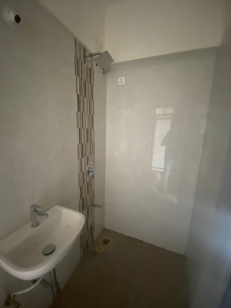 Bathroom, sukh-sagar-chs-tilak-nagar 2 Bedroom 650 Sq.Ft. Apartment In Tilak Nagar Mumbai 8020624