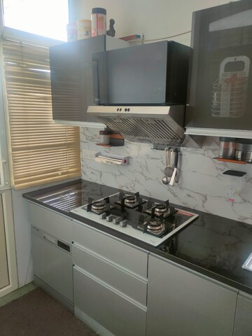 Kitchen in 1.5 BHK Builder Floor at Sector 50 – for Rent