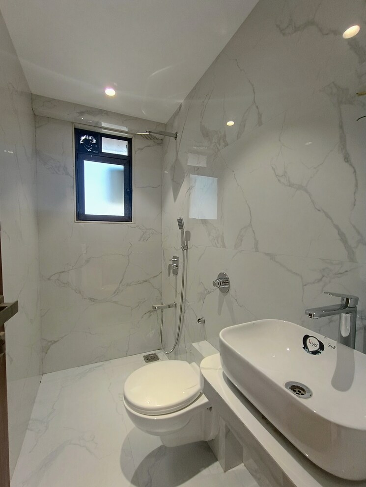 Bathroom, chembur-heights 2 Bedroom 790 Sq.Ft. Apartment In Chembur Mumbai 8020653