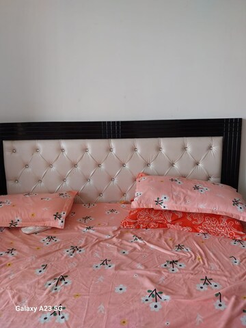 Bedroom in 2 BHK Apartment at DLF Westend Heights New Town, Akshayanagar – for Rent