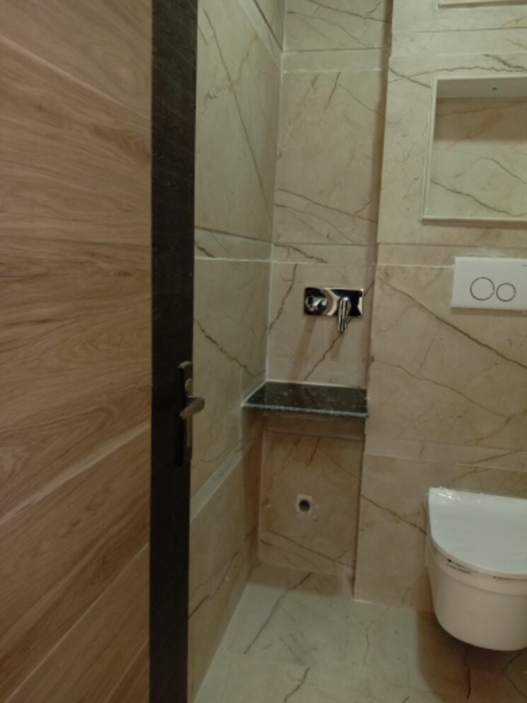 Bathroom, dwarka mor 2 Bedroom 459 Sq.Ft. Builder Floor In Dwarka Mor Delhi 8020677