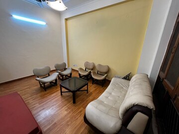 Living Room in 2 BHK Builder Floor at RWA Apartments Sector 50, Sector 50 – for Rent