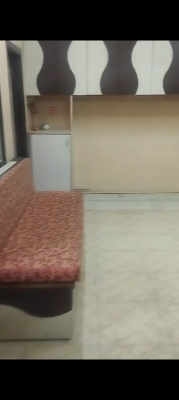 Room in 1 BHK Apartment at Erbent Apartment, Vidyavihar West – for Rent