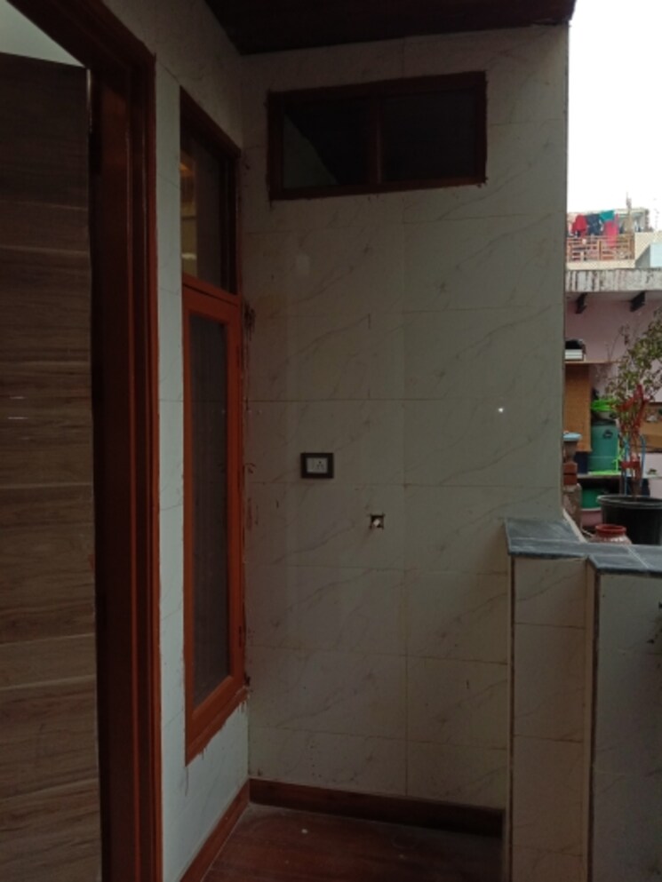 Bathroom, dwarka mor 2 Bedroom 459 Sq.Ft. Builder Floor In Dwarka Mor Delhi 8020698