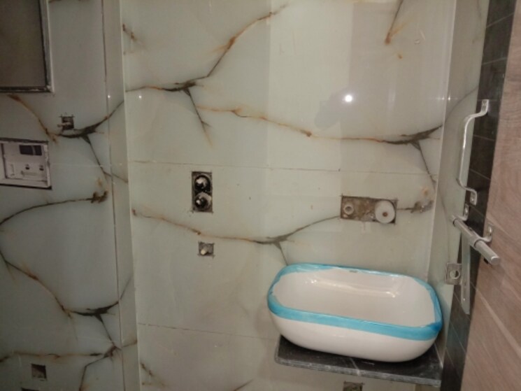 Bathroom, dwarka mor 2 Bedroom 459 Sq.Ft. Builder Floor In Dwarka Mor Delhi 8020698