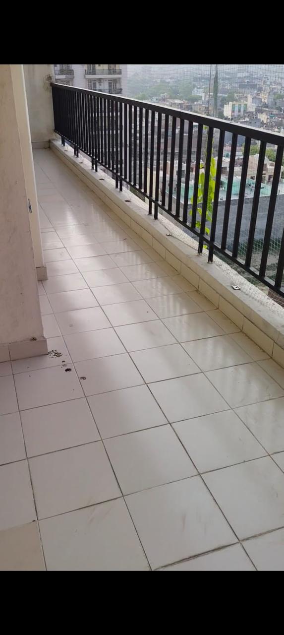 2.5 BHK 1420 Sq.Ft. Apartment in Gaur Green City