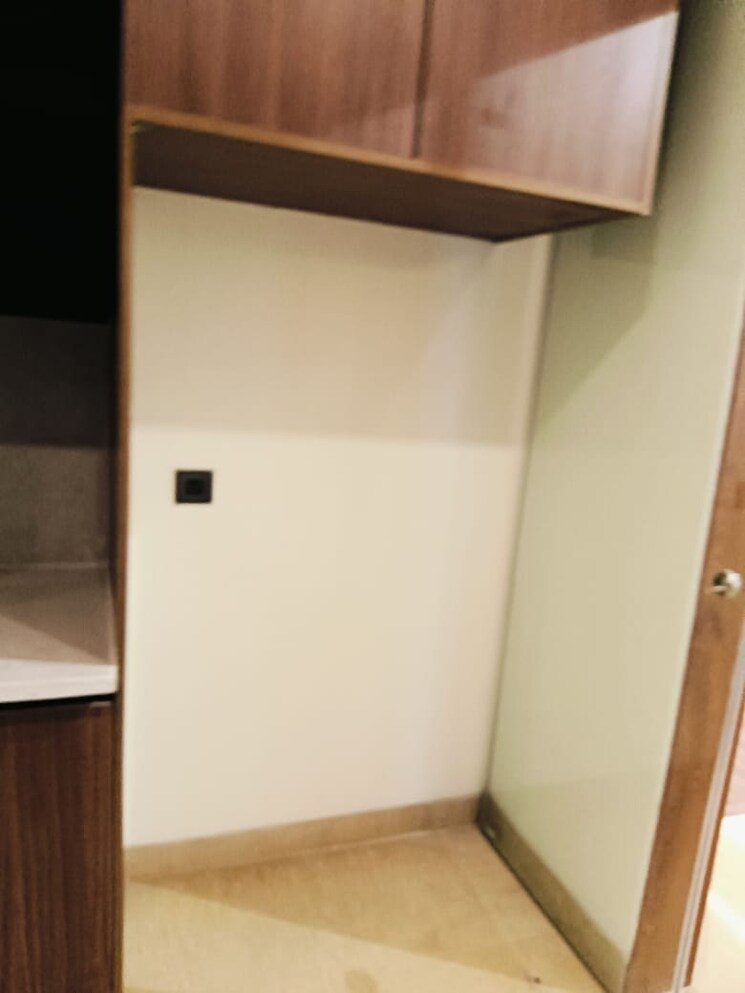 Room, emaar-marbella 3 Bedroom 2400 Sq.Ft. Builder Floor In Sector 66 Gurgaon 8020760