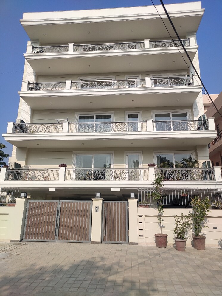 Exterior View, emaar-marbella 3 Bedroom 2400 Sq.Ft. Builder Floor In Sector 66 Gurgaon 8020760