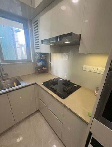 Master Bedroom in 1 BHK Apartment at Hiranandani Regent Hill, Powai – for Rent