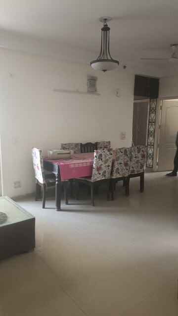 Bedroom in 3 BHK Apartment at Amrapali Silicon City, Sector 76 – for Rent
