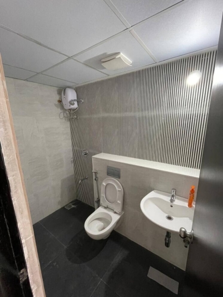 Bathroom, lodha-palava-aquaville-series-marvella-b-c-d-e-f-g 1 Bedroom 469 Sq.Ft. Apartment In Dombivli East Thane 8020846