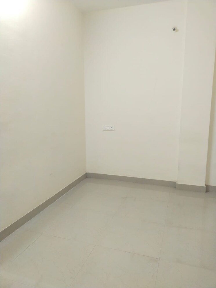 Room, galande-plaza 1 Bedroom 650 Sq.Ft. Apartment In Wadgaon Sheri Pune 8020859