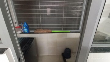 Bathroom in 1 BHK Apartment at Amanora Future Towers, Hadapsar – for Rent