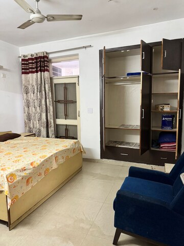 Bedroom in 2 BHK Apartment at Omaxe Heights, Sector 86 – for Rent