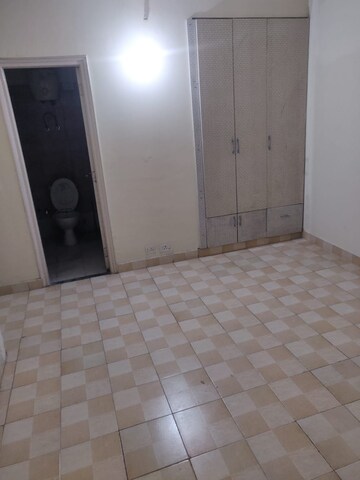 Master Bedroom in 2 BHK Apartment at BPTP Princess Park, Sector 86 – for Rent