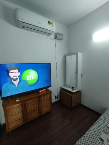 Bedroom in 2 BHK Apartment at Piyush Heights, Sector 89 – for Rent