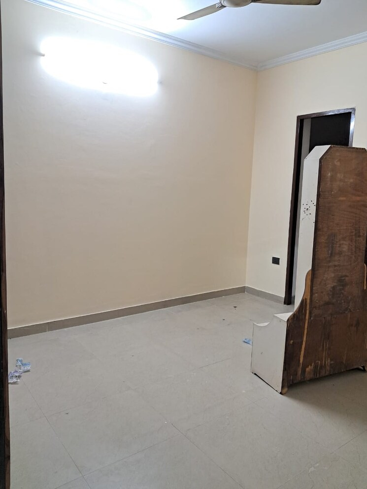 Master Bedroom, paras-tierea 2 Bedroom 1045 Sq.Ft. Apartment In Sector 137 Noida 8020912