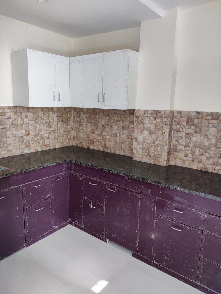 Kitchen, malsi 4 Bedroom 114 Sq.Yd. Builder Floor In Malsi Dehradun 8020914