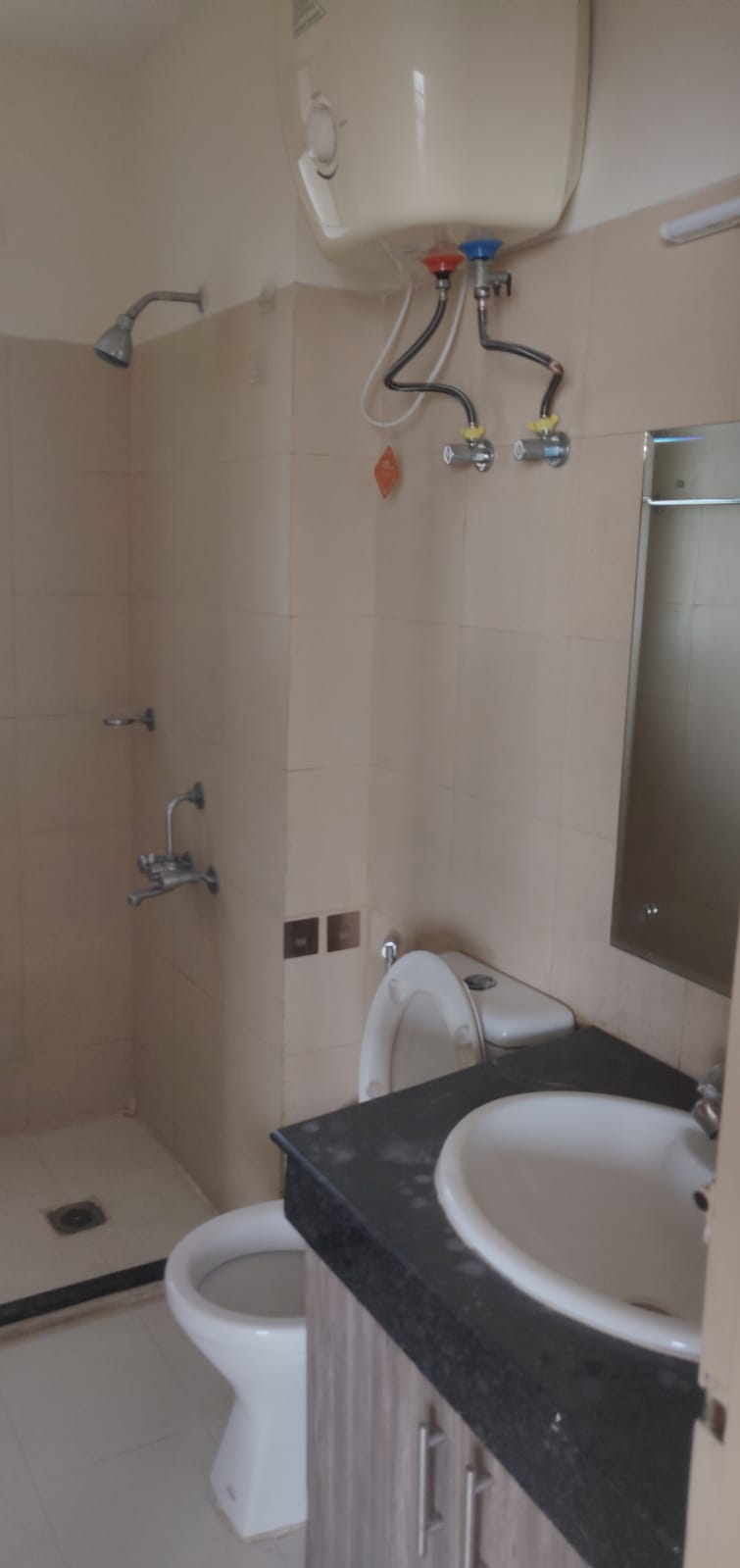 3 BHK + Servant Room Apartment For Sale in M3M Golf Hills