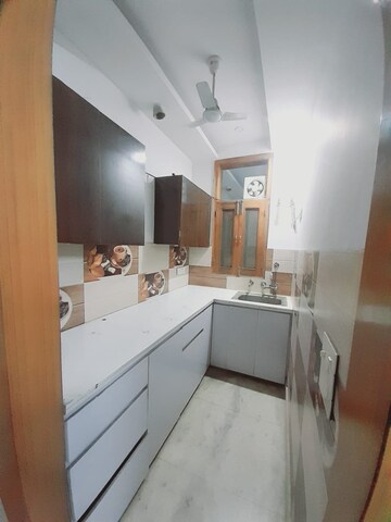 Kitchen in 1 BHK Builder Floor at Anand Vihar – for Rent